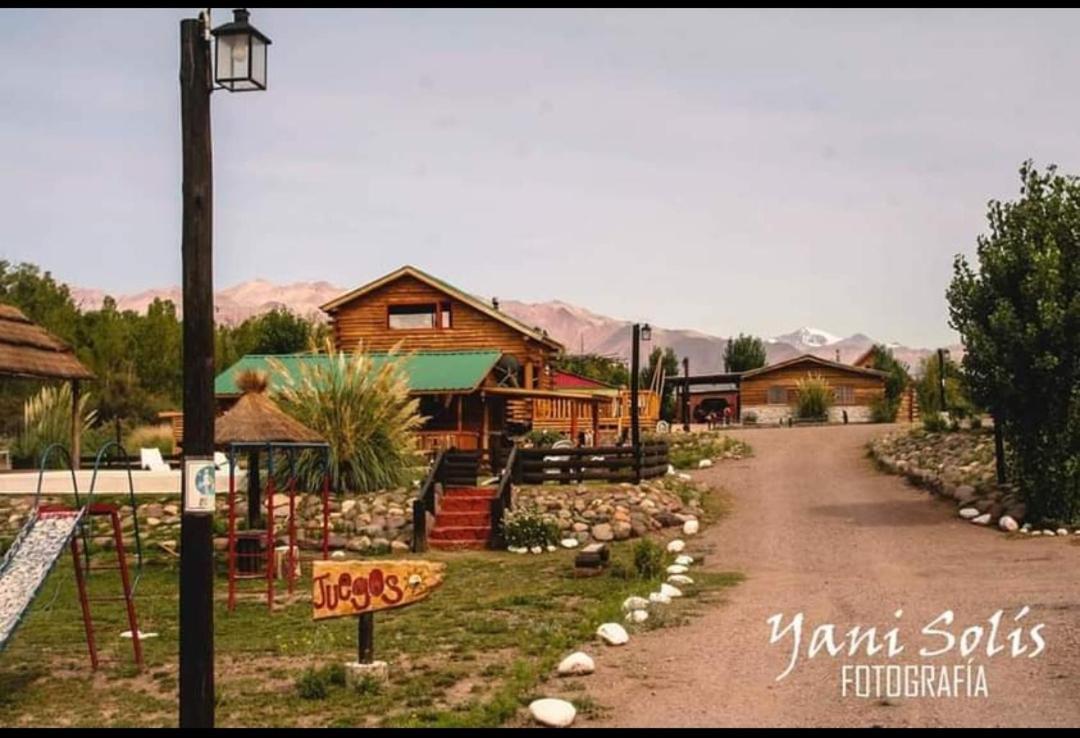 Sol Del Aconcagua Uspallata Exterior photo